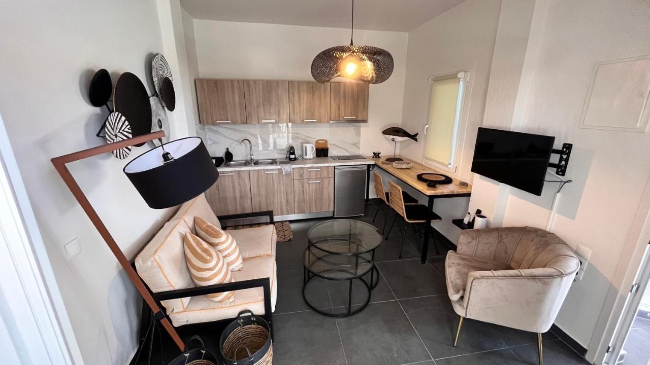 Le Sirene Apartments Skiathos Exterior photo